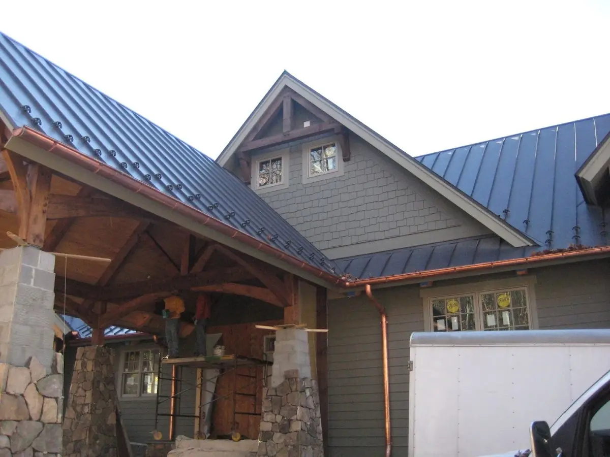Craftsman Roofing team delivering quality roofing work in Tobaccoville